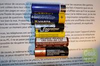 Recharger des piles alcalines c est possible 011 Chargeur Pile 011